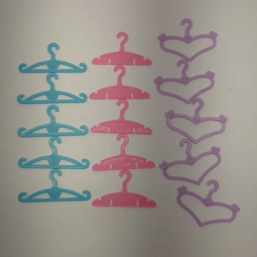 Vintage 1999 Barbie‎ Mattel Little Extras Lot of 15 Hangers #68715